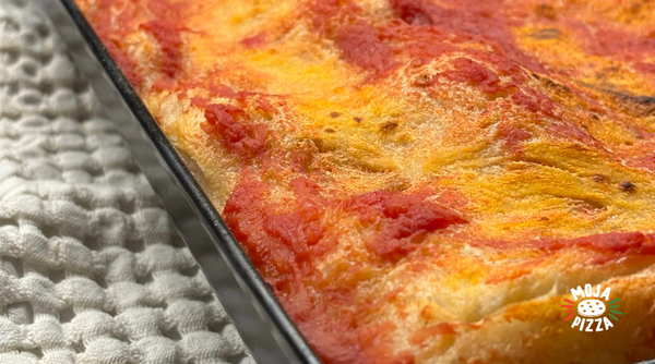 Najboljši recept za domačo pico v pekaču – hrustljava in okusna kot iz prave italijanske picerije!